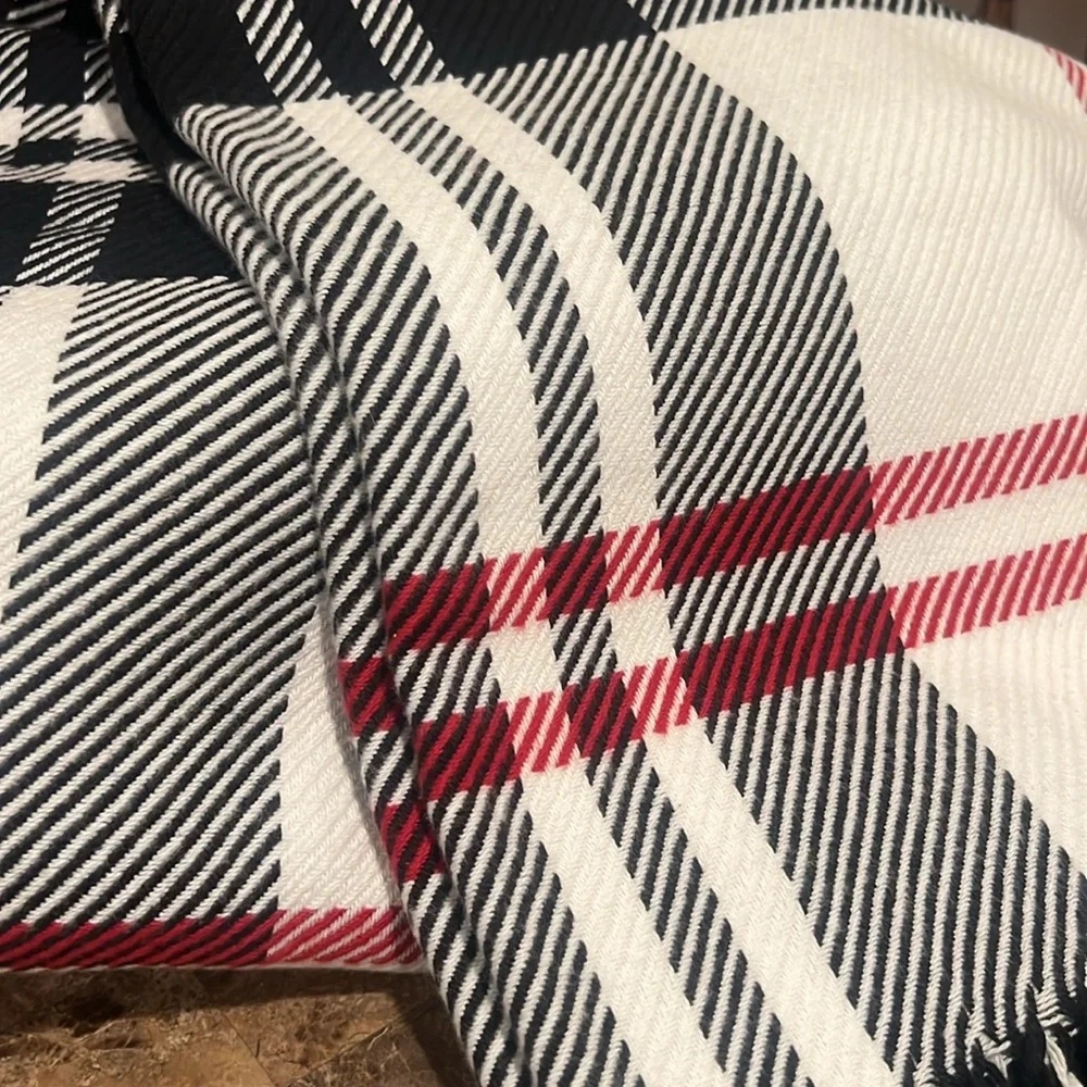 Williams Sonoma Home Plaid Throw